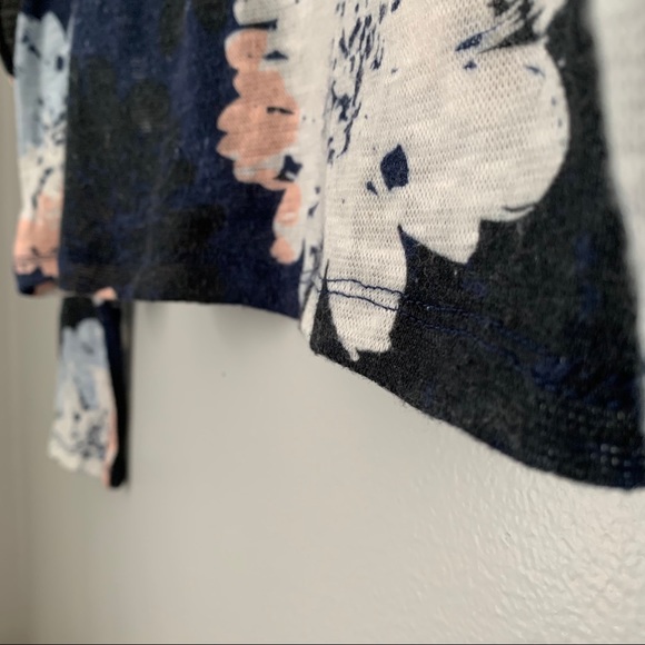 ASO Lydia Martin Bar III Cropped Long Floral Top - Picture 4 of 14